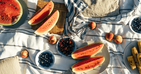 Picnic Blankets & Baskets