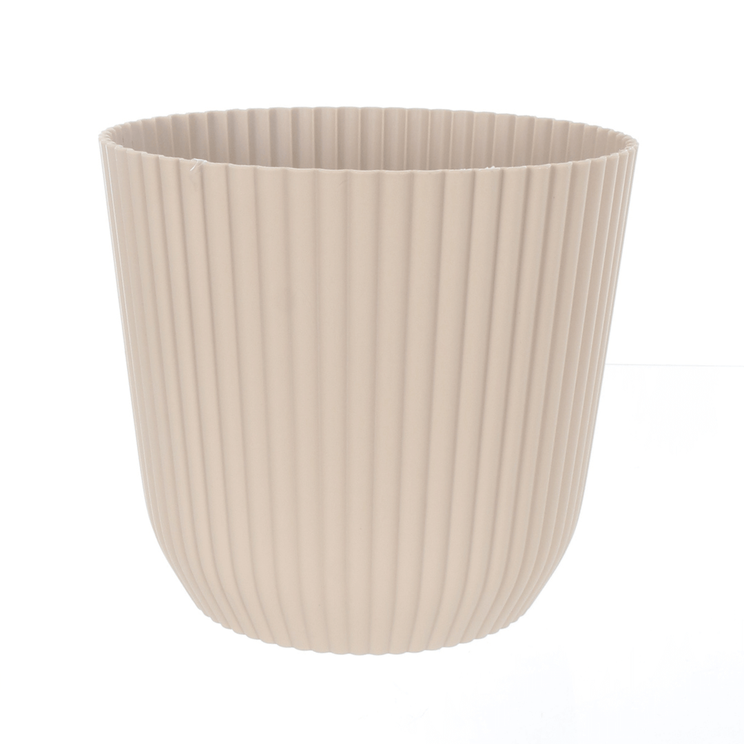 sand colour round plater with ridged edges
