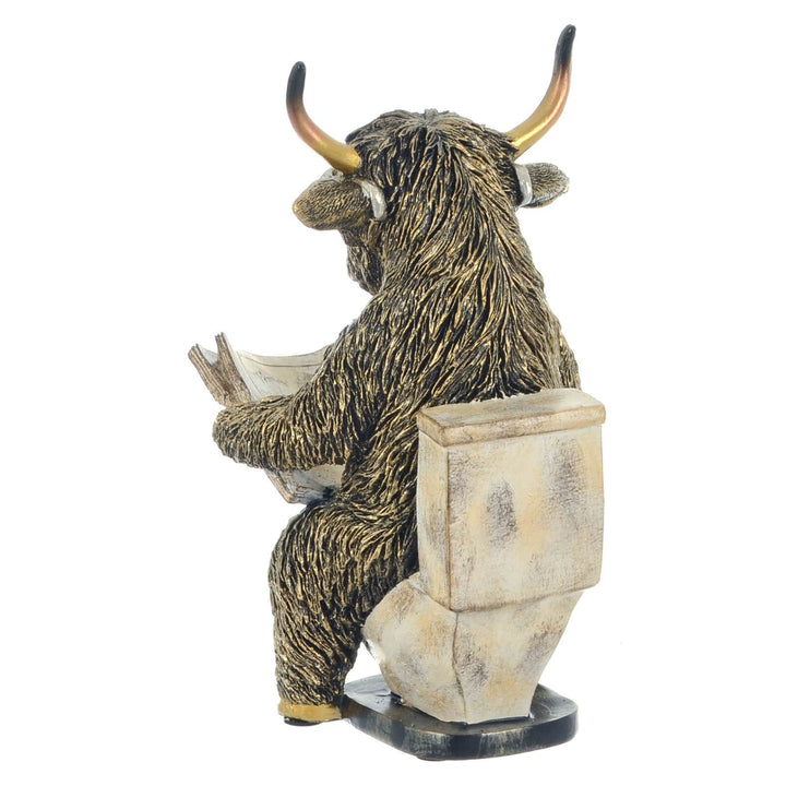 Back of a decor figure of a Loo Time highland cow 