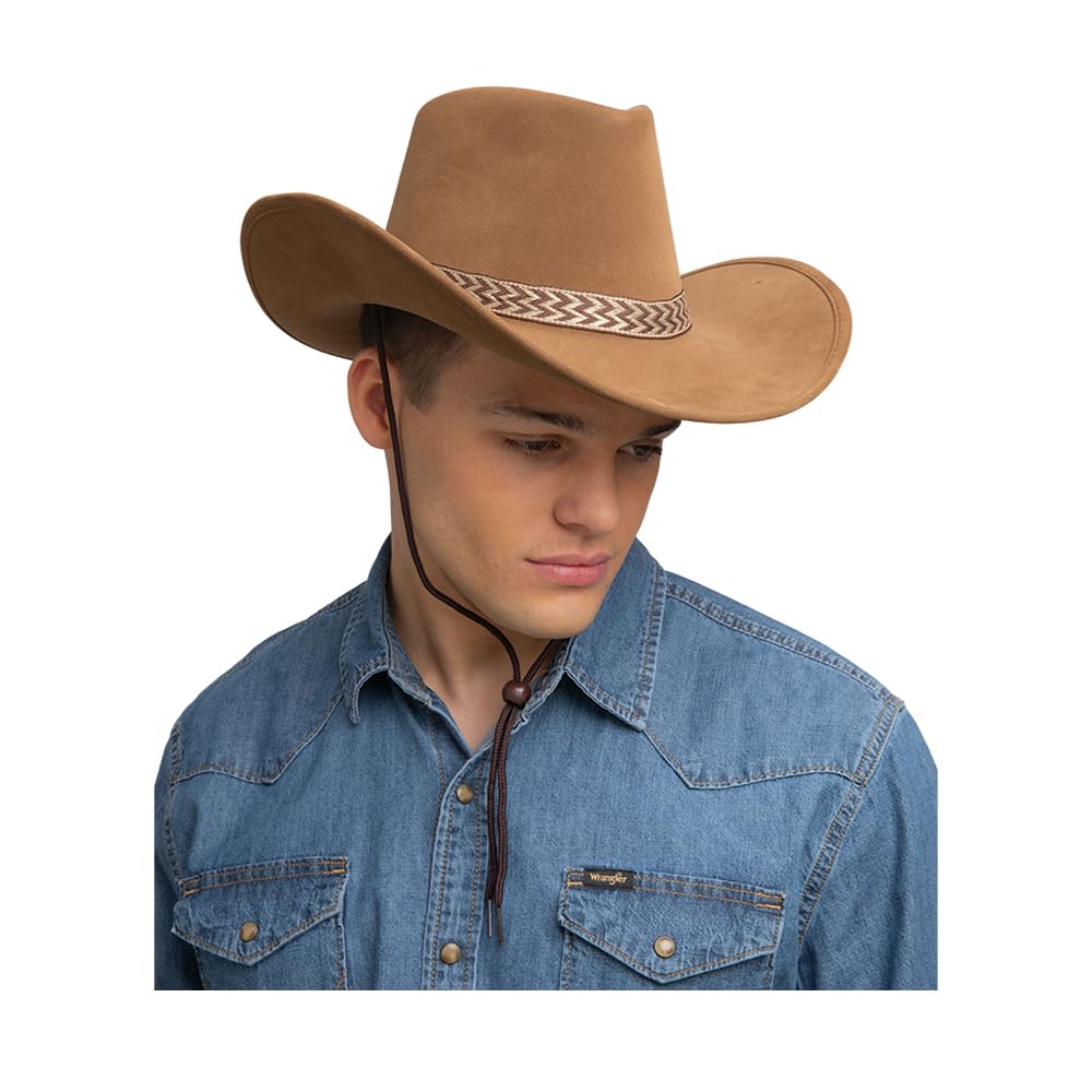 Man wearing a tan coloured suede cowboy hat with zigzag pattern hat band