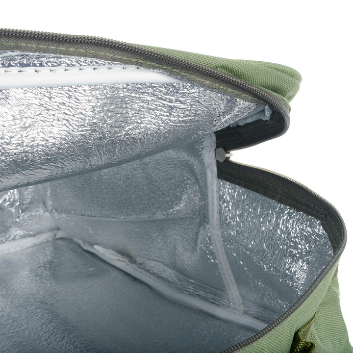 Aluminium foil lining in a green cooler bag