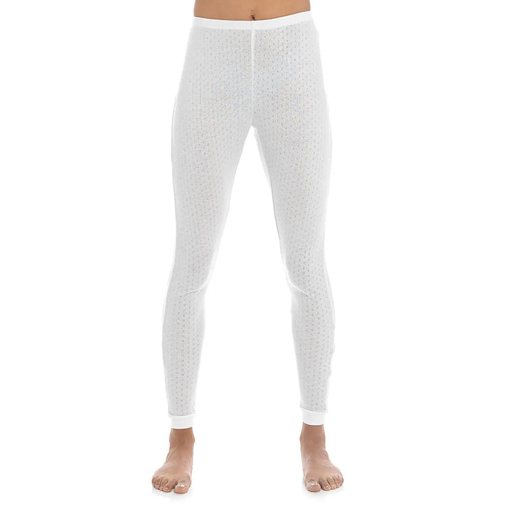 Model wearing a pair of white thermal leggings