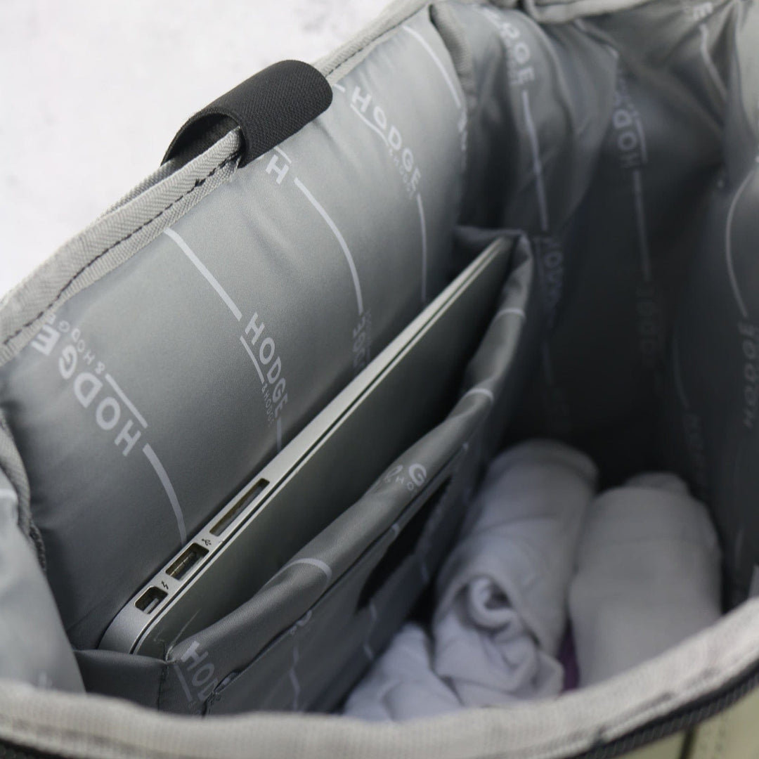 Safari 23L Olive Lightweight Travel Weekend Water Resistant Backpack