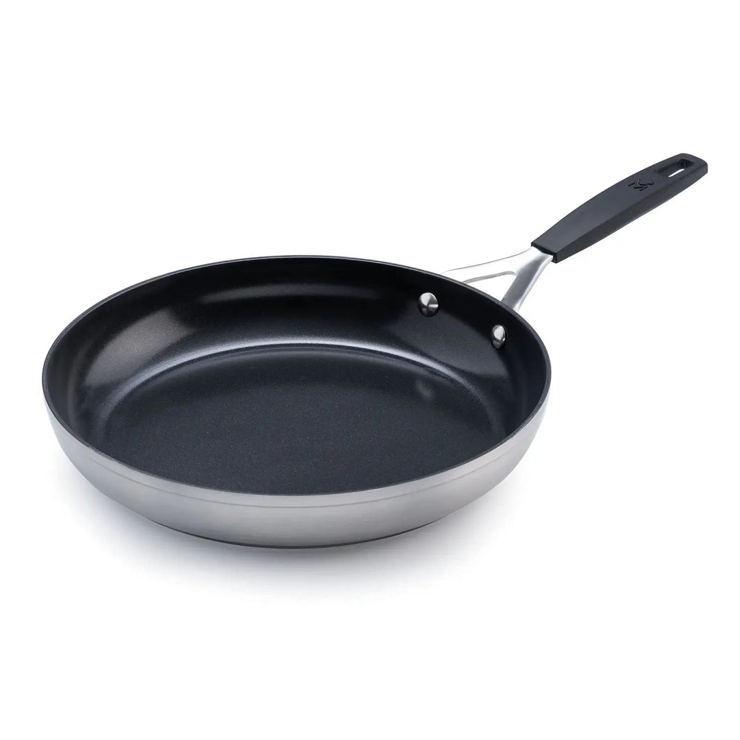 MasterPro 28cm forged aluminium frying pan with non-stick coating