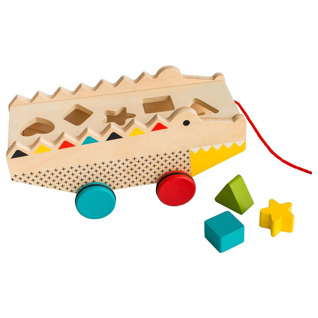 Wooden alligator shape sorter pull along toy for toddlers