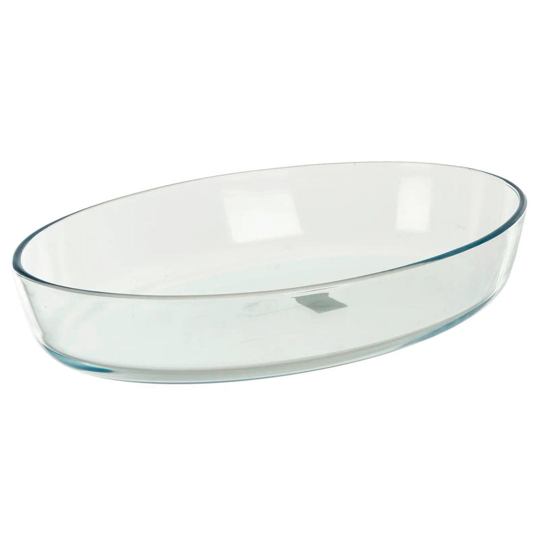 Glass oval pie dish for roasting in the oven