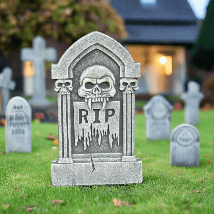 Skull Tombstone RIP Halloween Decoration Graveyard Prop 38cm