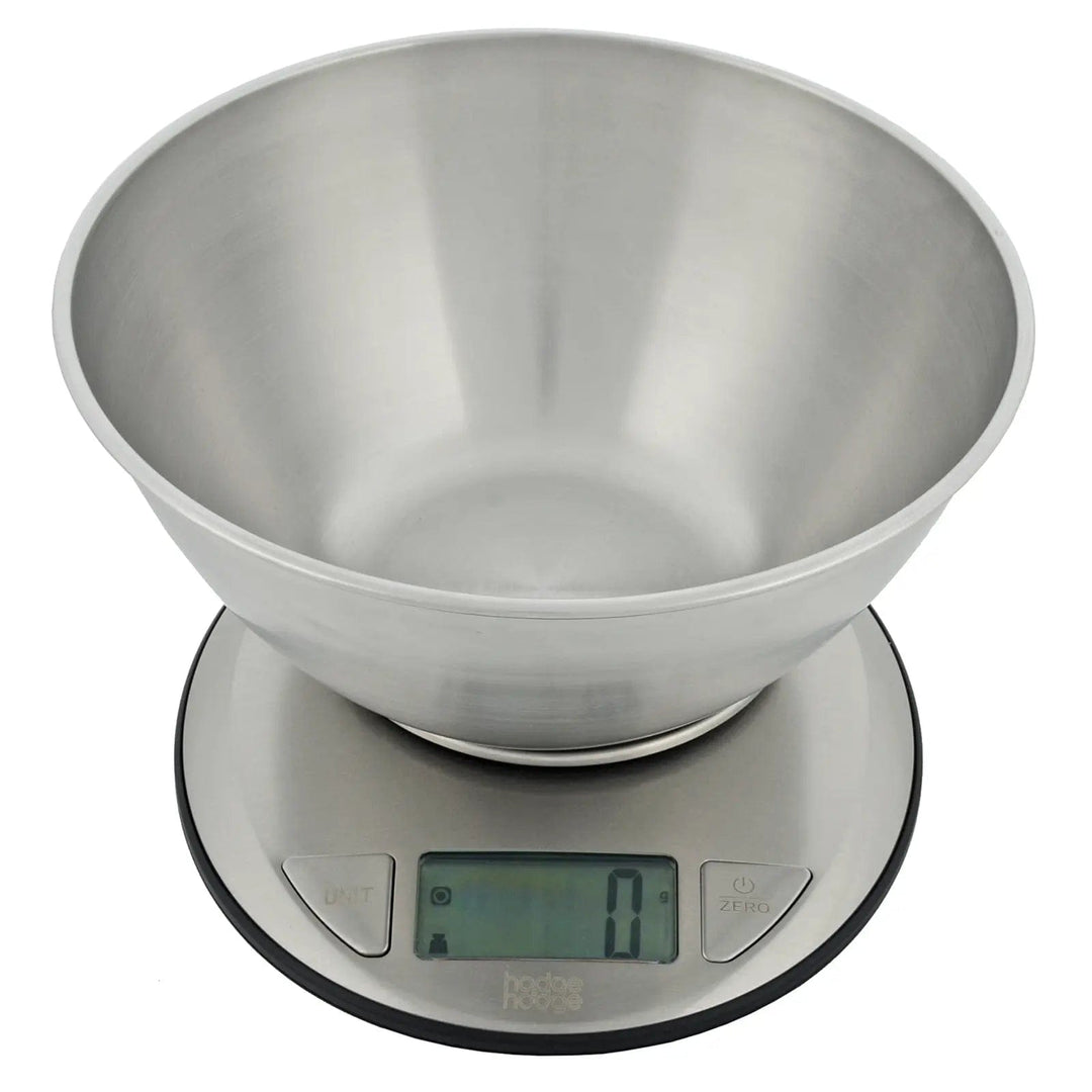 Overview of stainless steel electronic kitchen scales with large bowl for add and weigh measuring