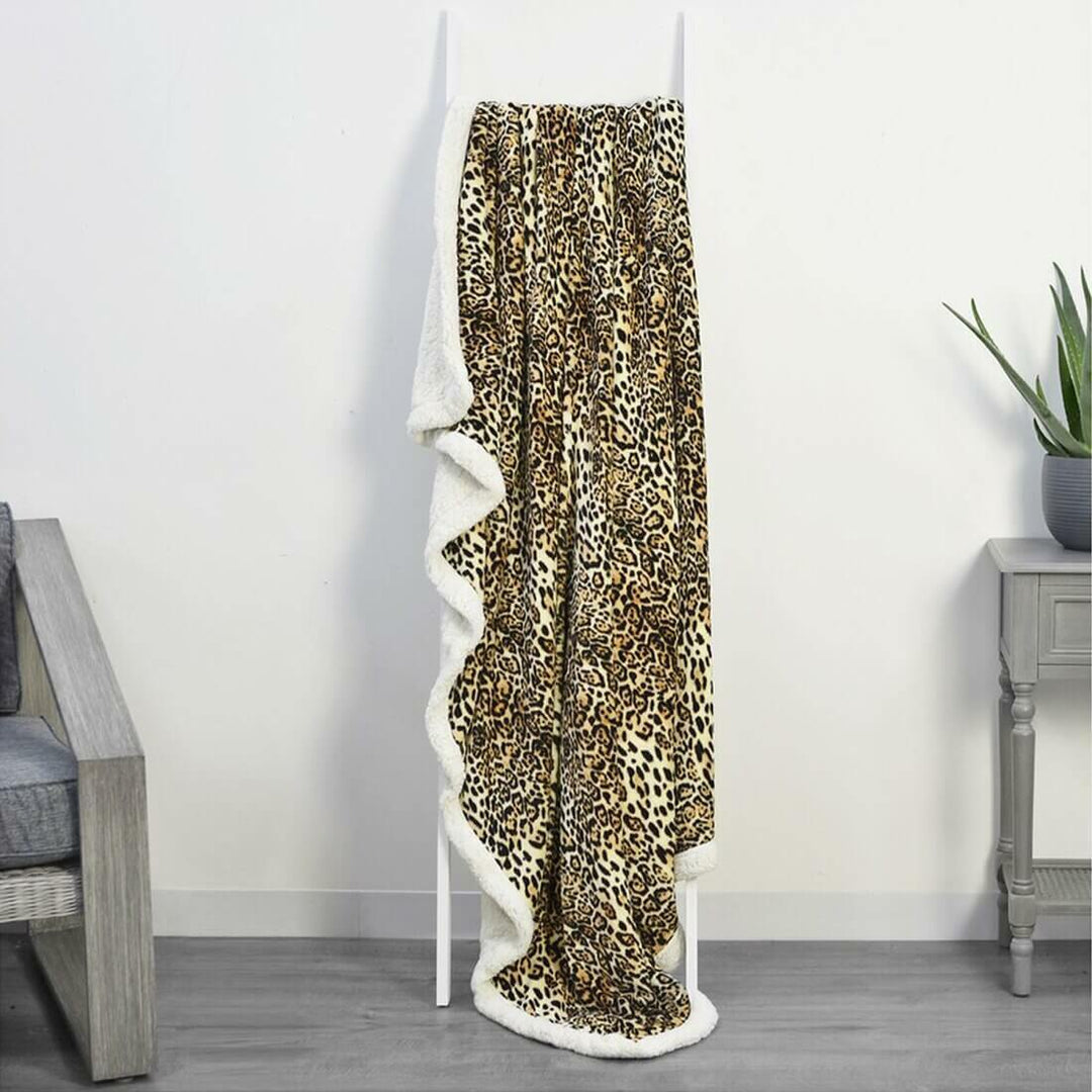 Animal Print Fleece Blanket With Sherpa Trim 2 Sizes Leopard / 130x160cm