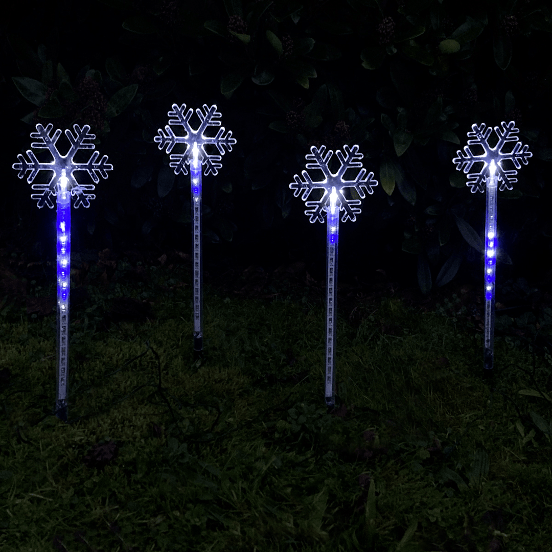 4 Snowflake Christmas Pathway Outdoor Garden Lights Stakes