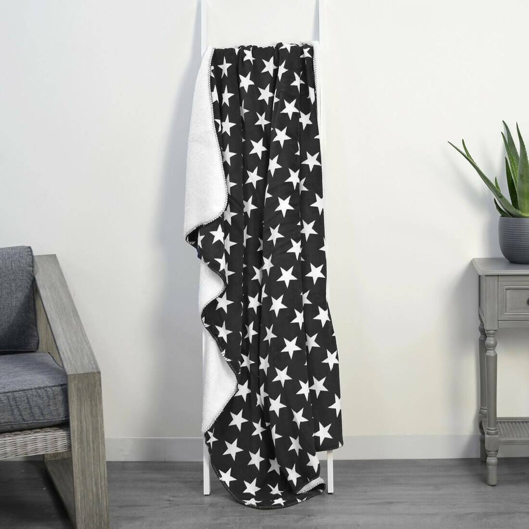 Luxury Double Layer Stars Sherpa Lined Fleece Blanket Sofa Bed Throw Black & White / 130 x 160cm